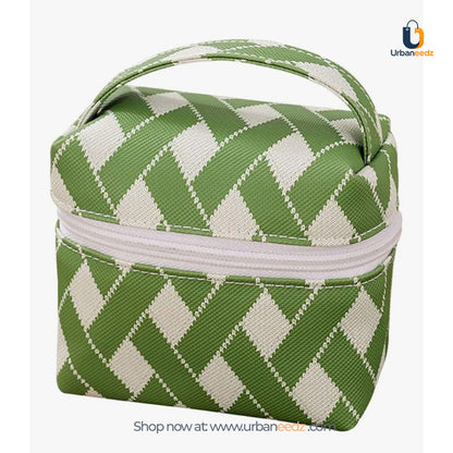 Diamond Lattice Small Makeup Travel Kit