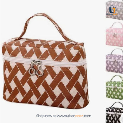 Diamond Lattice Makeup Travel Kit